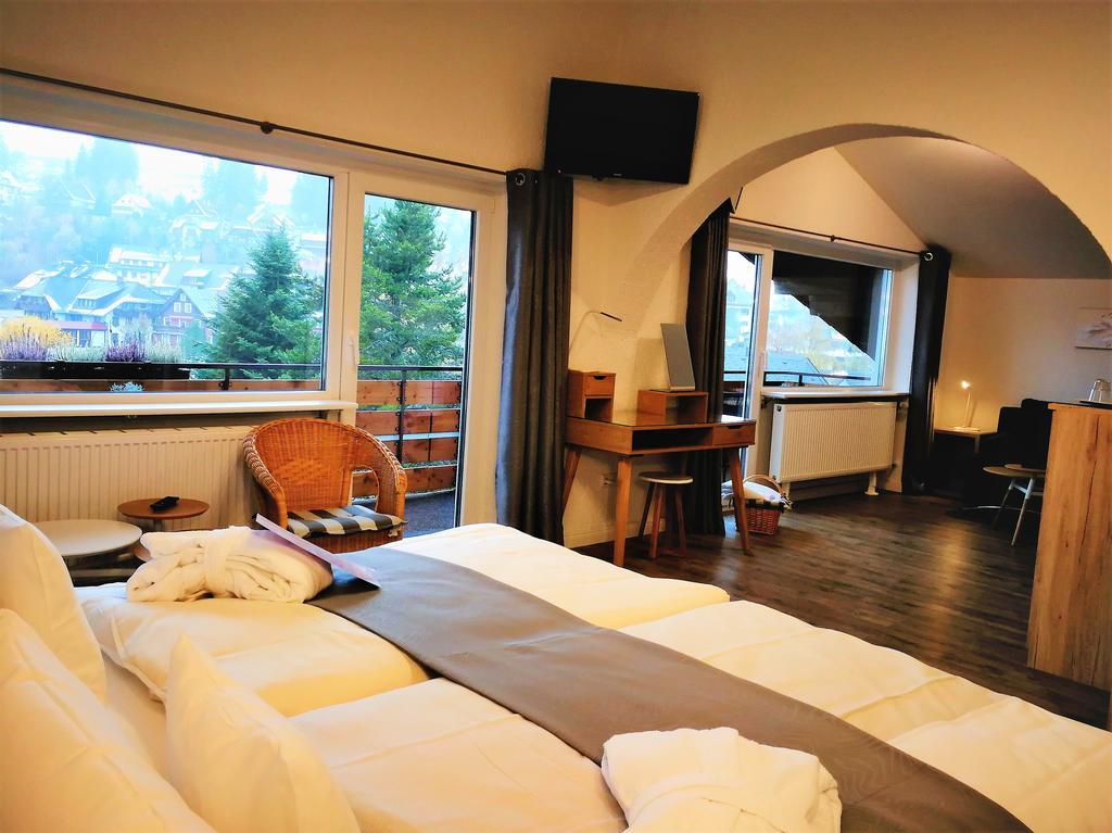 Ferienhotel Schwarzwaelder Hof Фелдберг Екстериор снимка